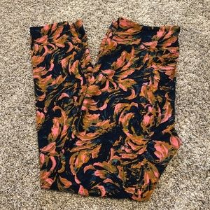 LulaRoe TC Leggings Tall and Curvy